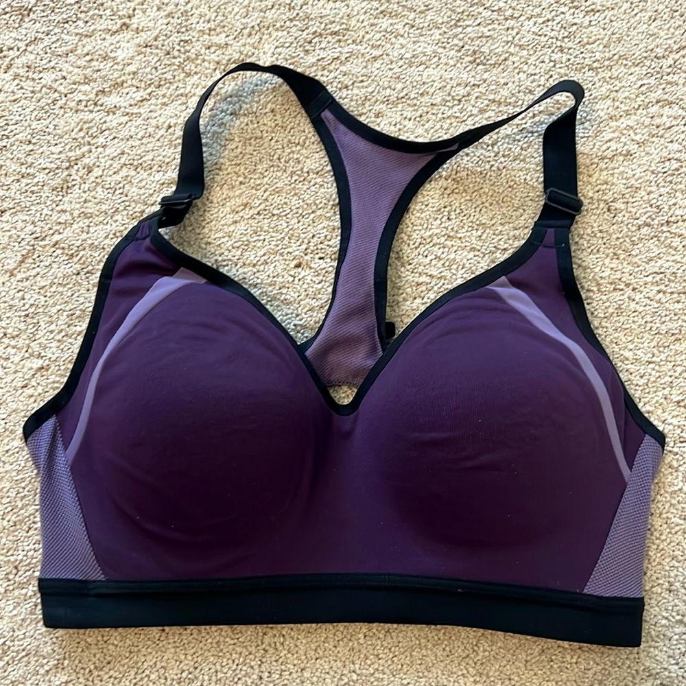 Victoria Sport sports bra 34C